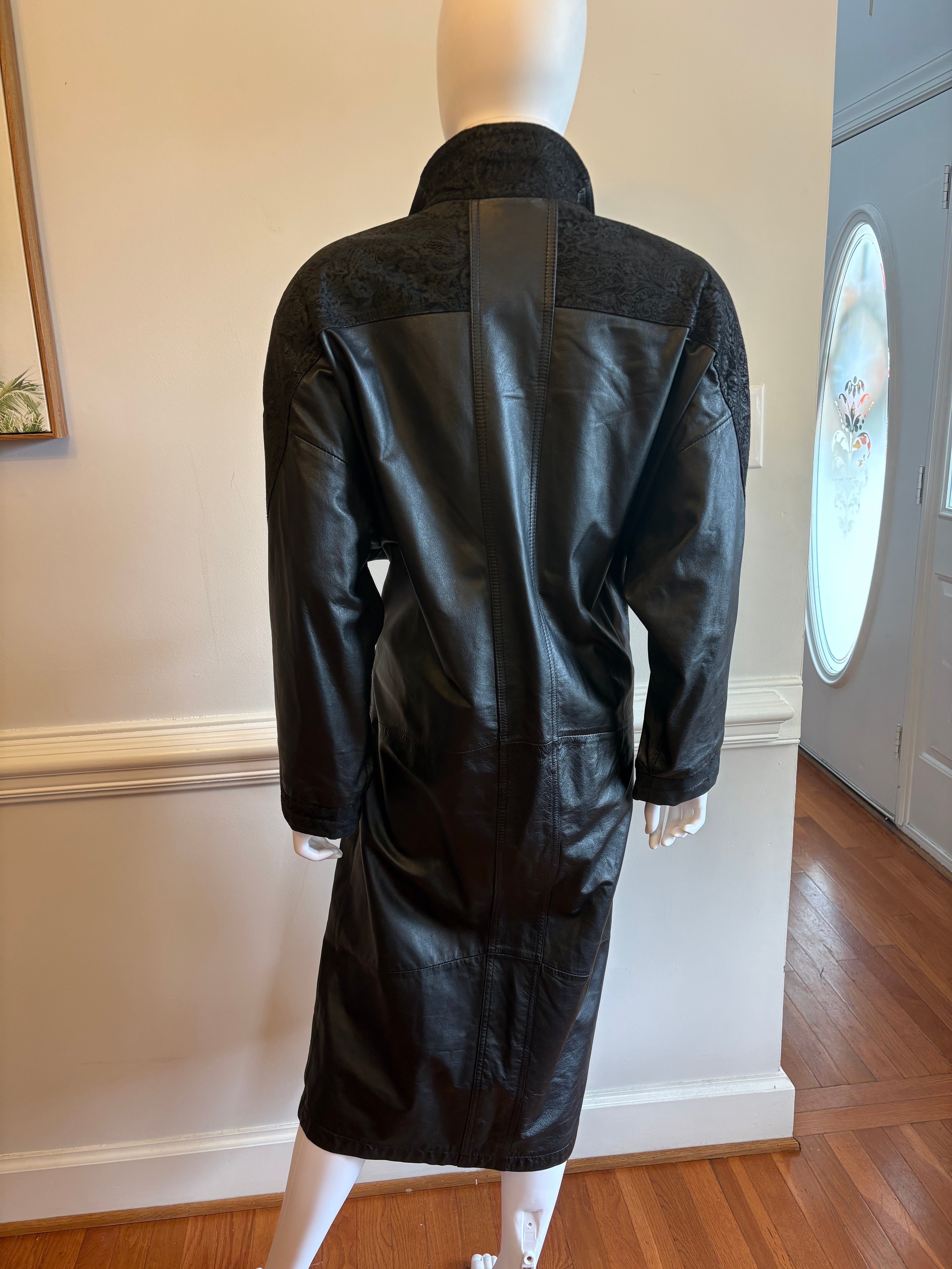 Chic Black Leather Women's Jacket