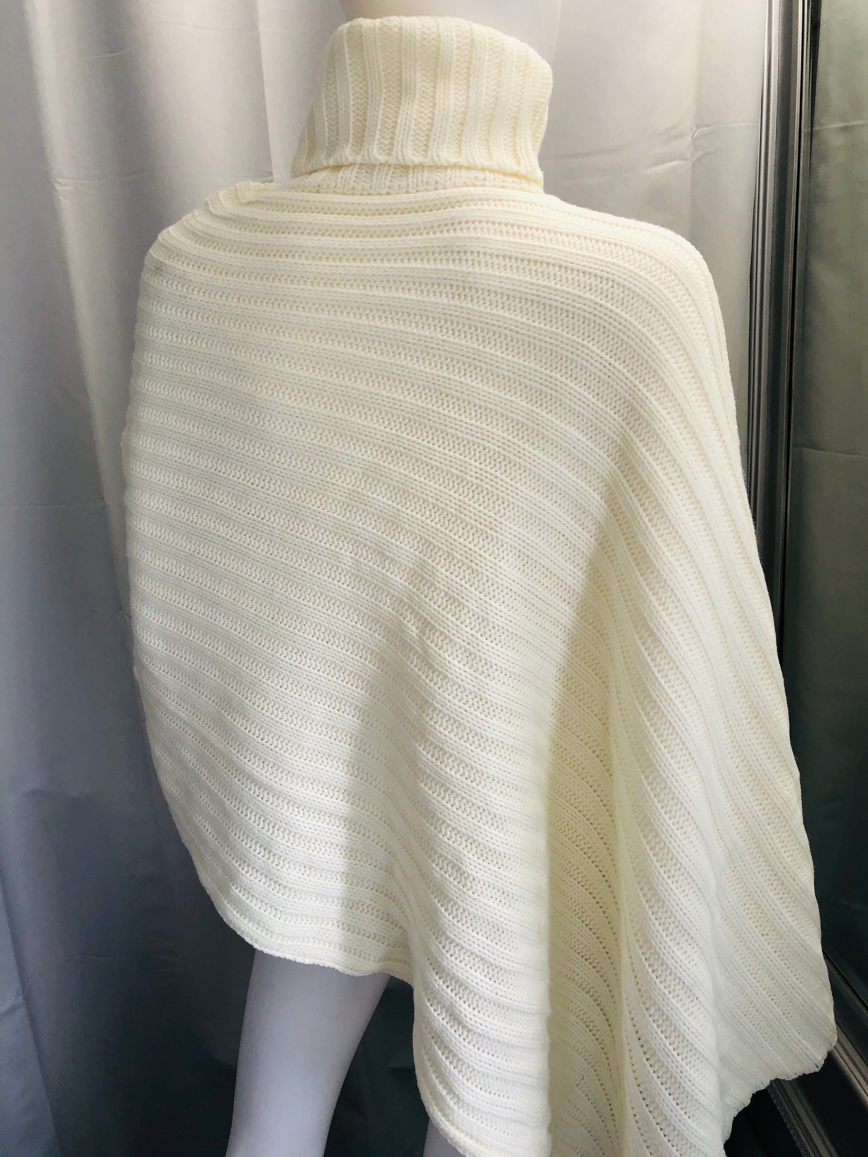 White Sweater Poncho - Vanity's Vault